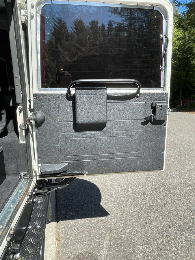 Landrover-defender-diesel-1994-white-56