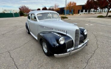 Lasalle-series-52-sedan-1940-silver-16