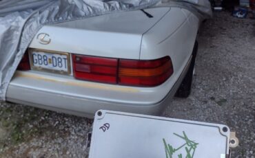 Lexus-LS-1991-18