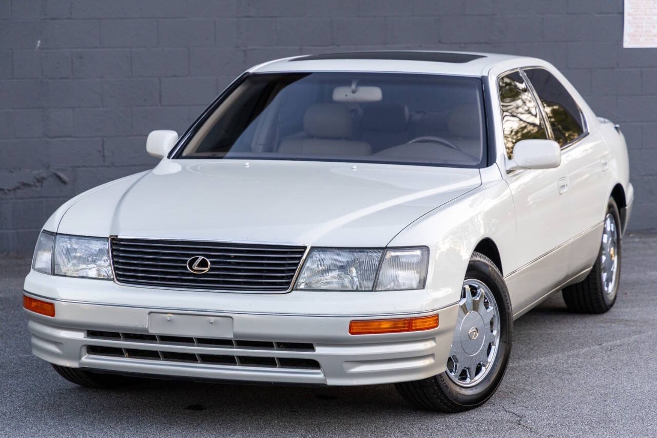 Lexus-LS-1996-Sedan-12