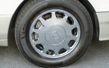 Lexus-LS-1996-Sedan-16