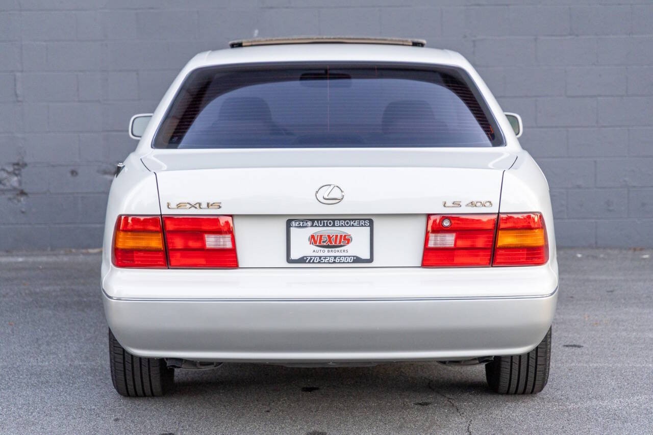 Lexus-LS-1996-Sedan-18