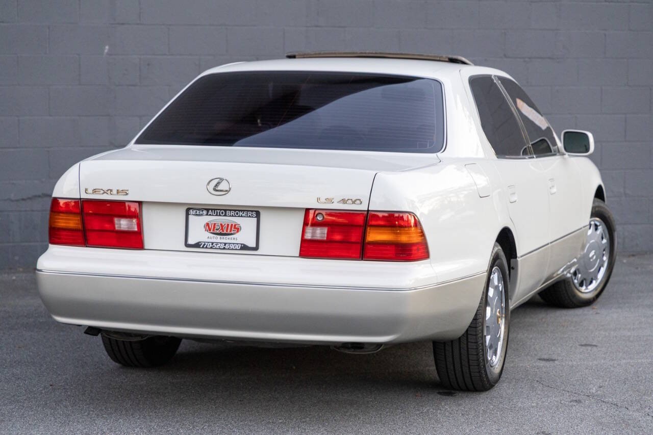 Lexus-LS-1996-Sedan-3