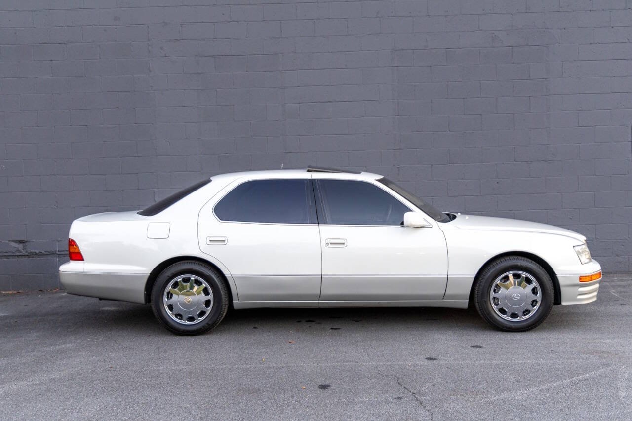 Lexus-LS-1996-Sedan-4