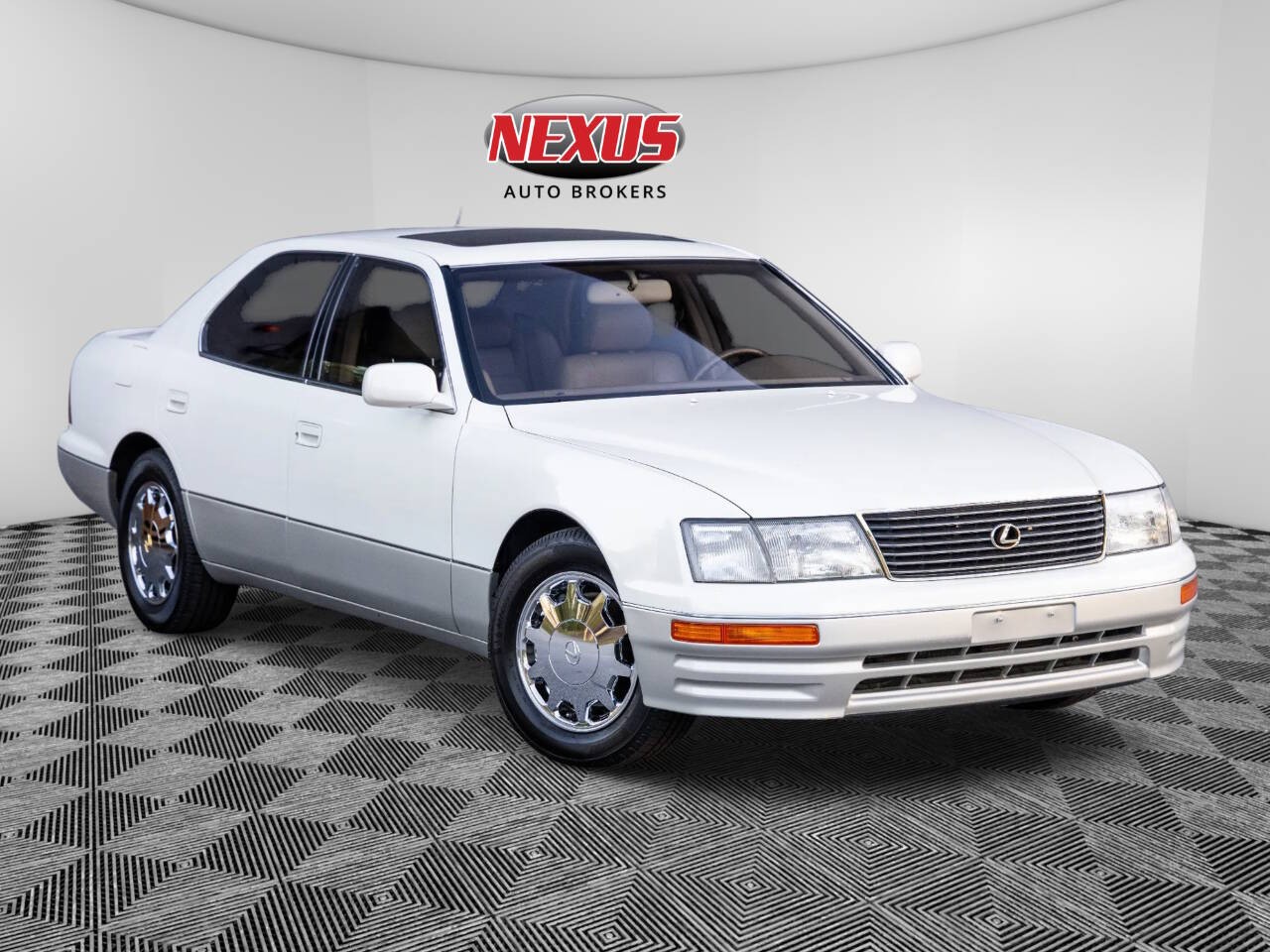 Lexus-LS-1996-Sedan