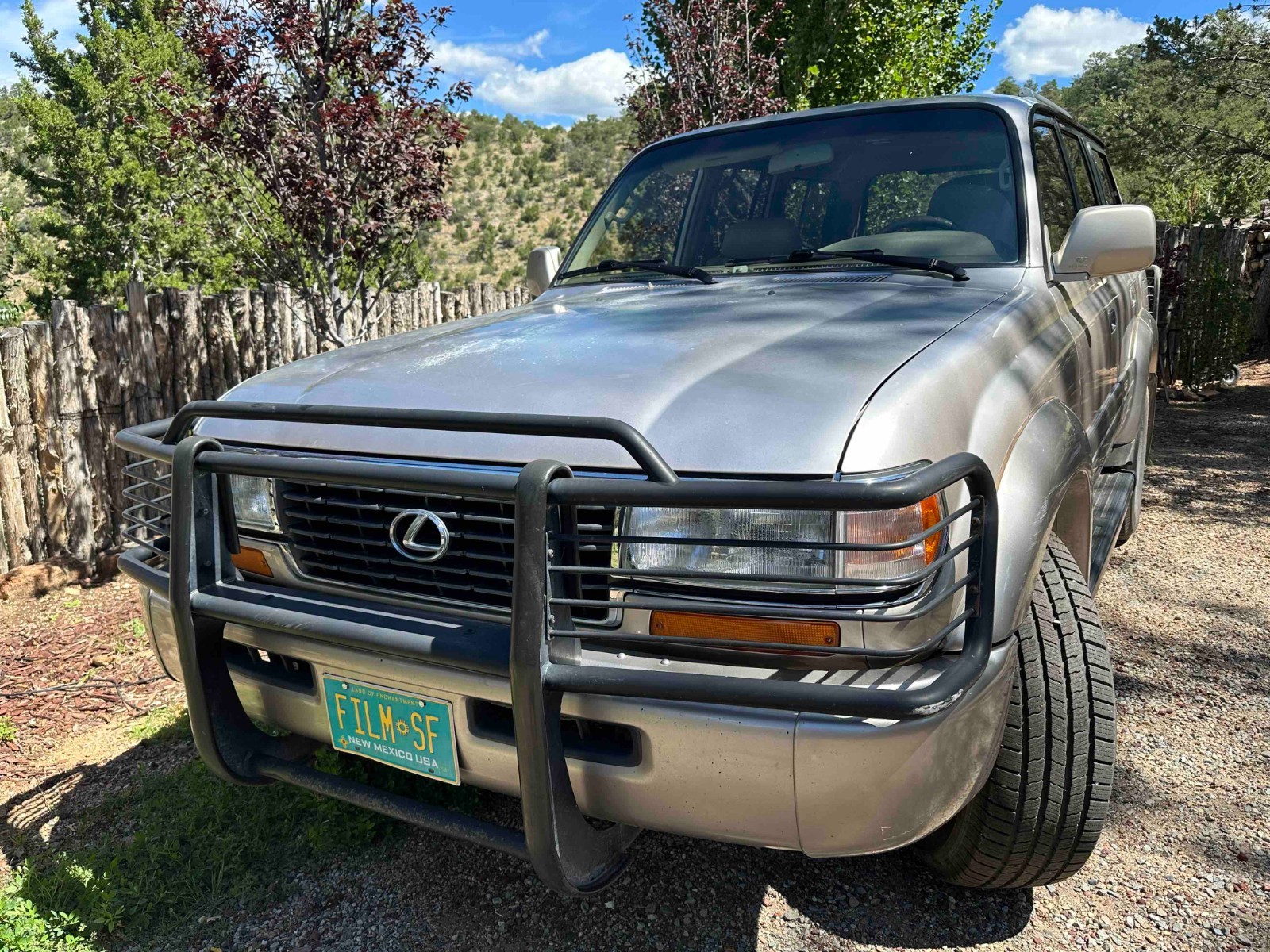Lexus-LX-1996-SUV-3