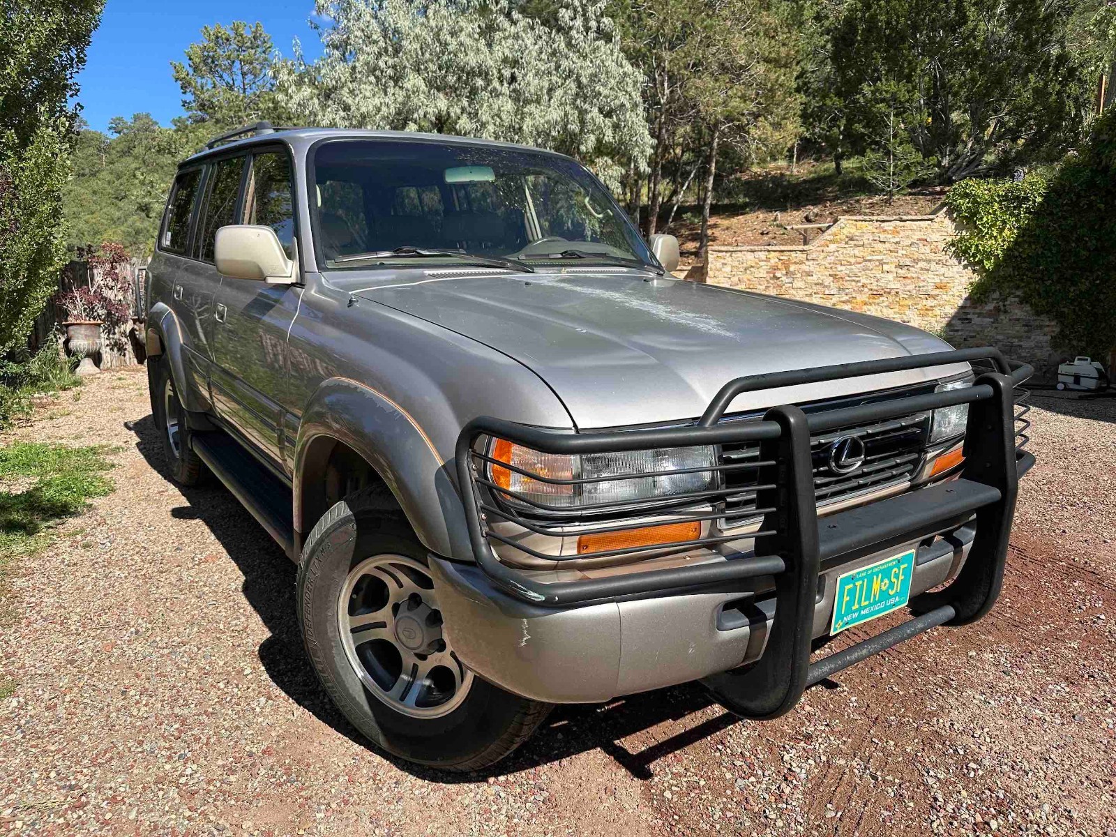 Lexus-LX-1996-SUV