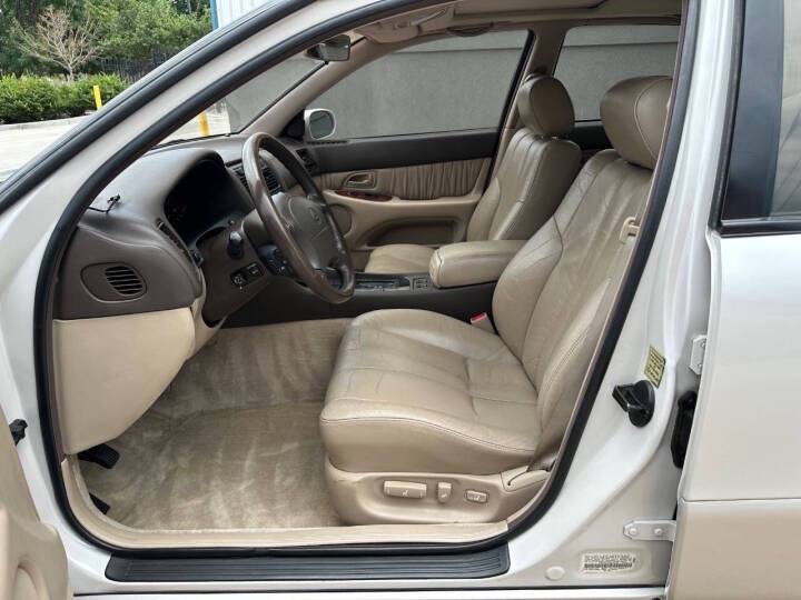 Lexus-gs300-1993-white-13