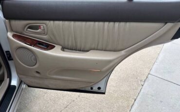 Lexus-gs300-1993-white-15