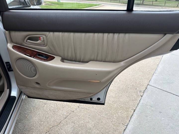 Lexus-gs300-1993-white-15