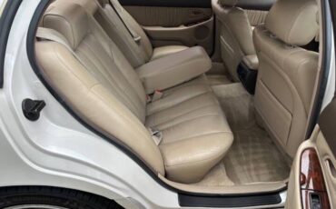 Lexus-gs300-1993-white-16
