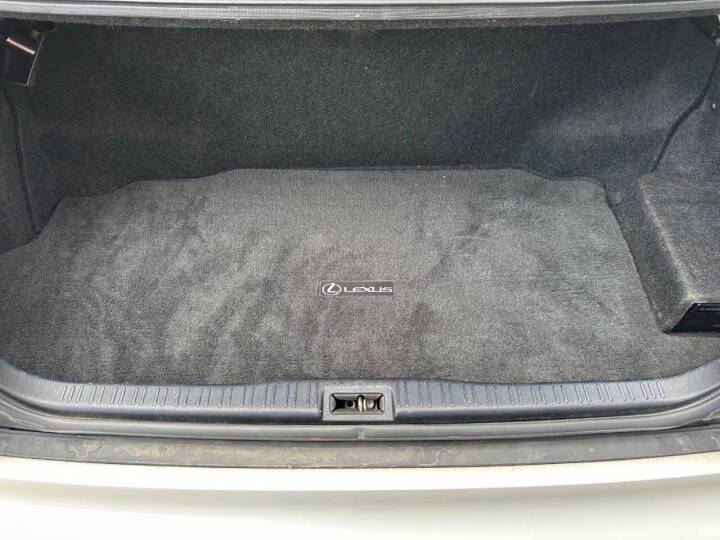 Lexus-gs300-1993-white-21