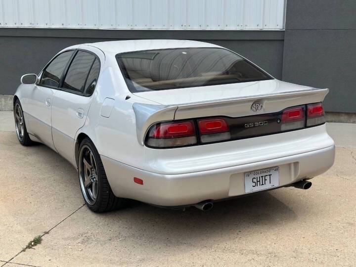 Lexus-gs300-1993-white-3