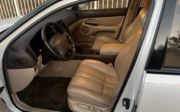 Lexus-gs300-1994-white-14