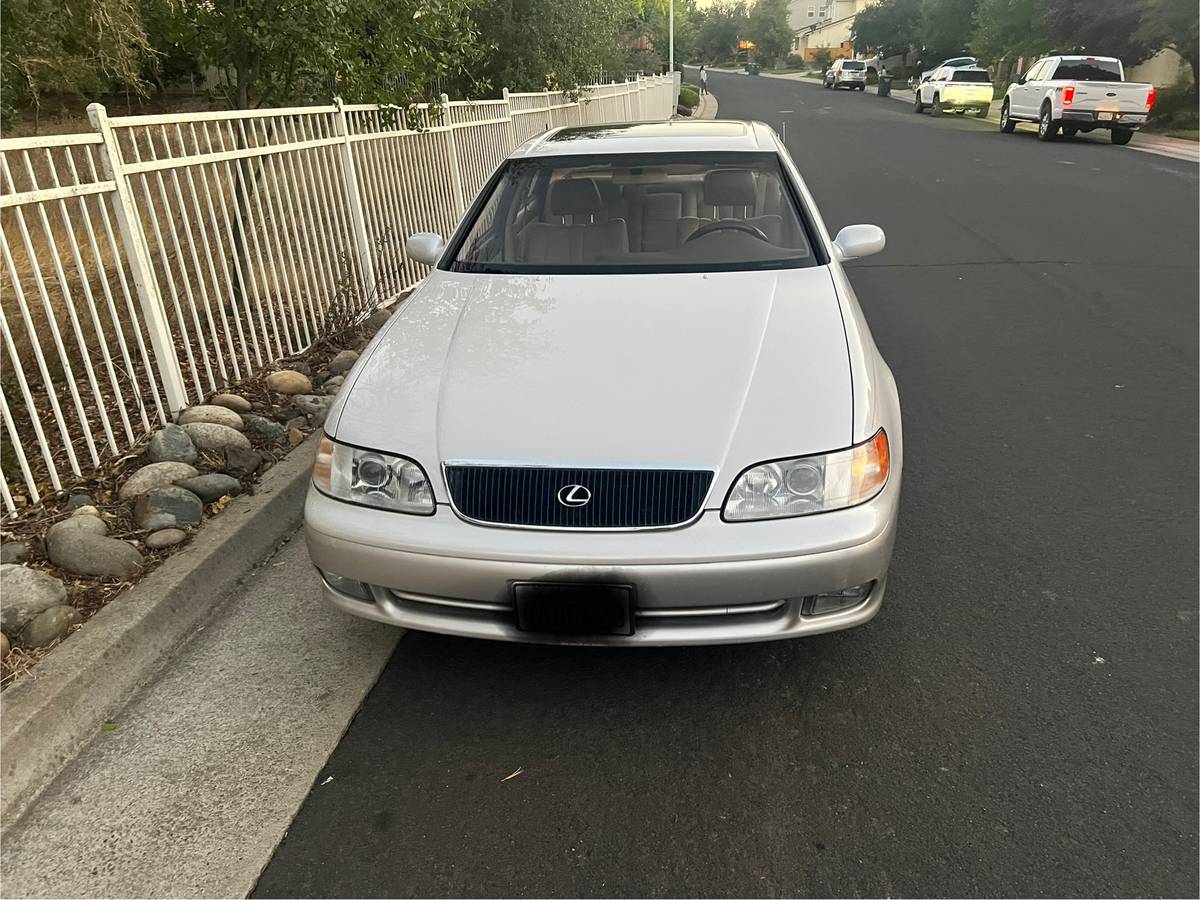 Lexus-gs300-1994-white-9