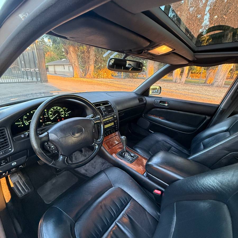 Lexus-ls-1995-grey-3