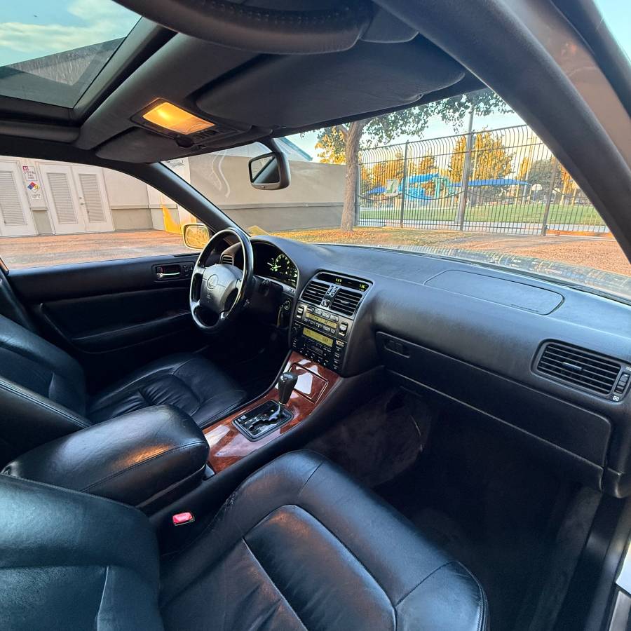 Lexus-ls-1995-grey-7