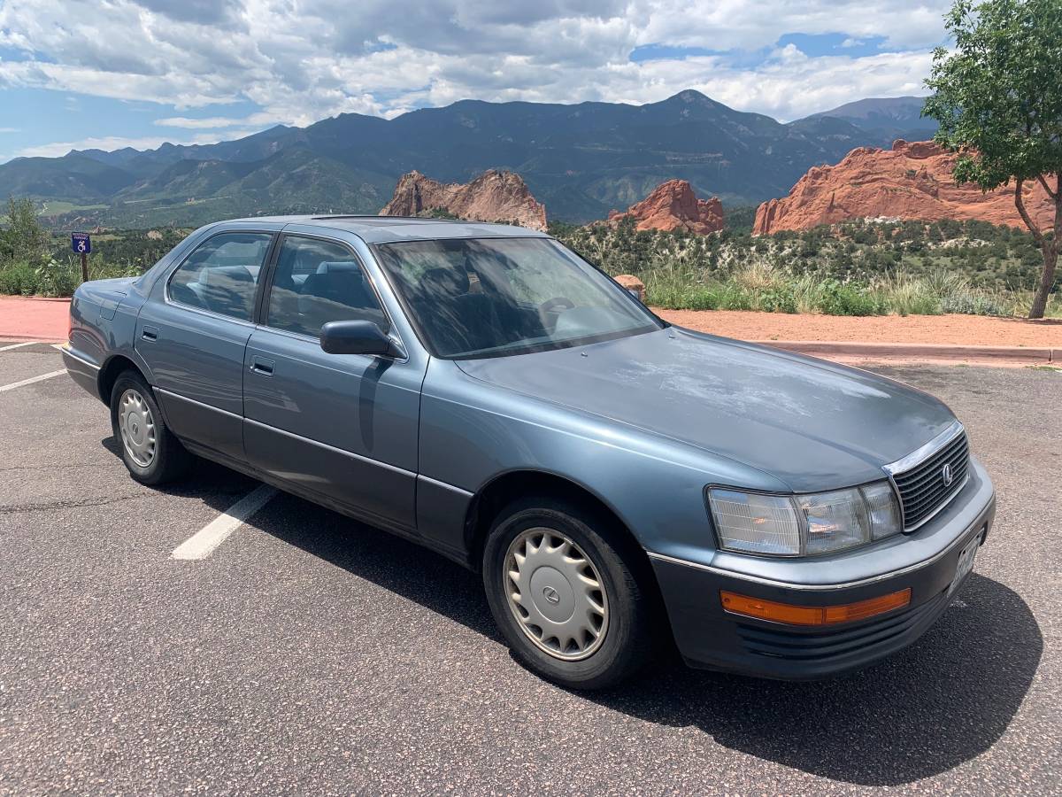 Lexus-ls-400-1990-grey-7