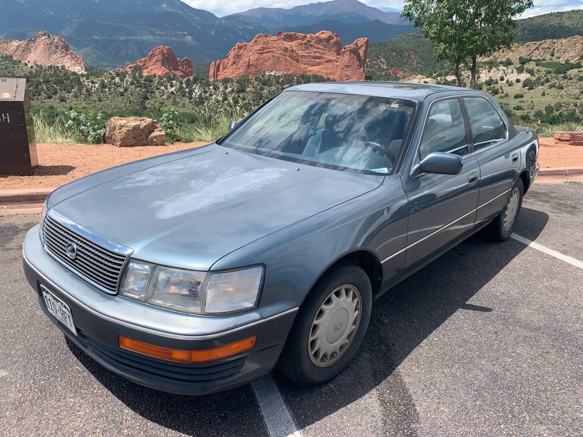 Lexus-ls-400-1990-grey-9