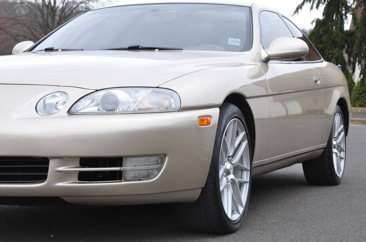 Lexus-sc300-1995-silver-1