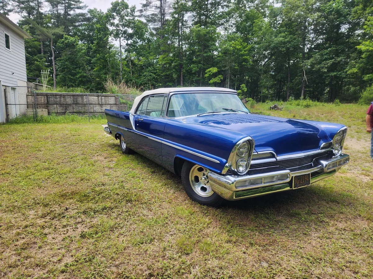 Lincoln-Capri-1957-Blue-White-10