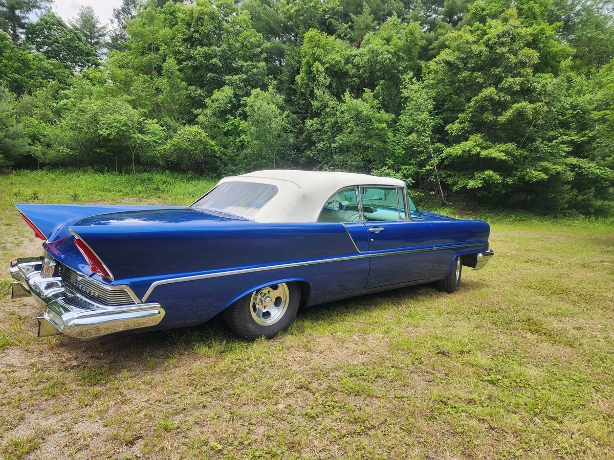 Lincoln-Capri-1957-Blue-White-3