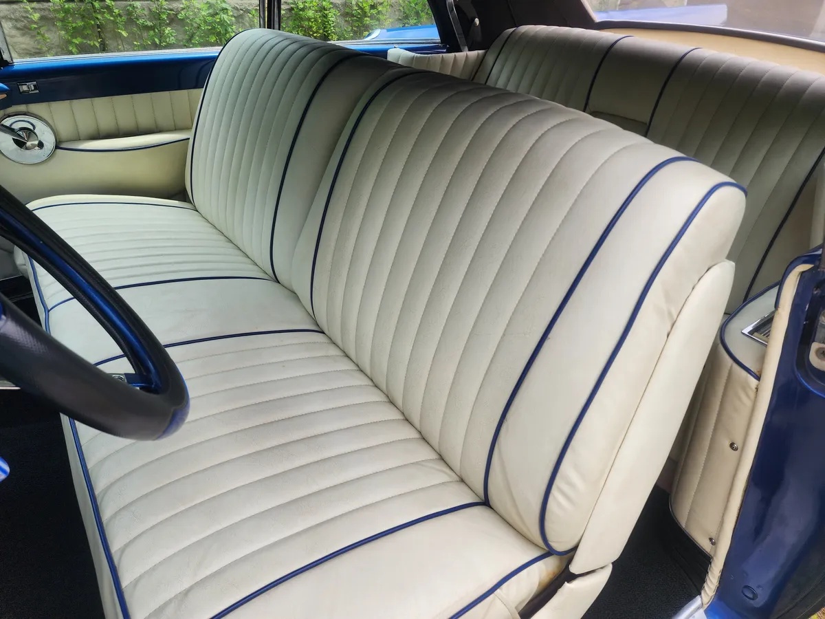 Lincoln-Capri-1957-Blue-White-4