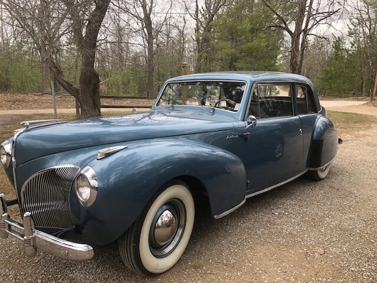 Lincoln-Continental-1941-1