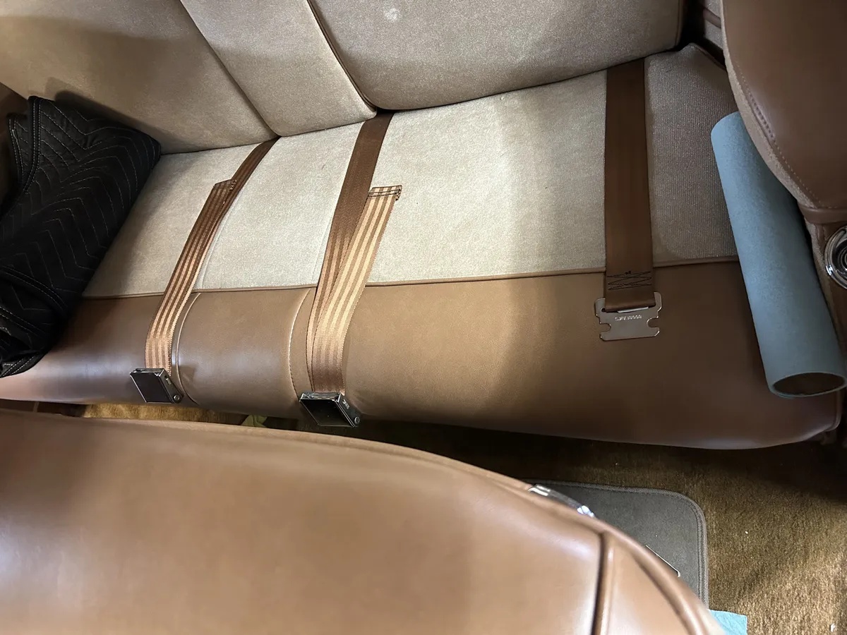 Lincoln-Continental-1946-Beige-Tan-5