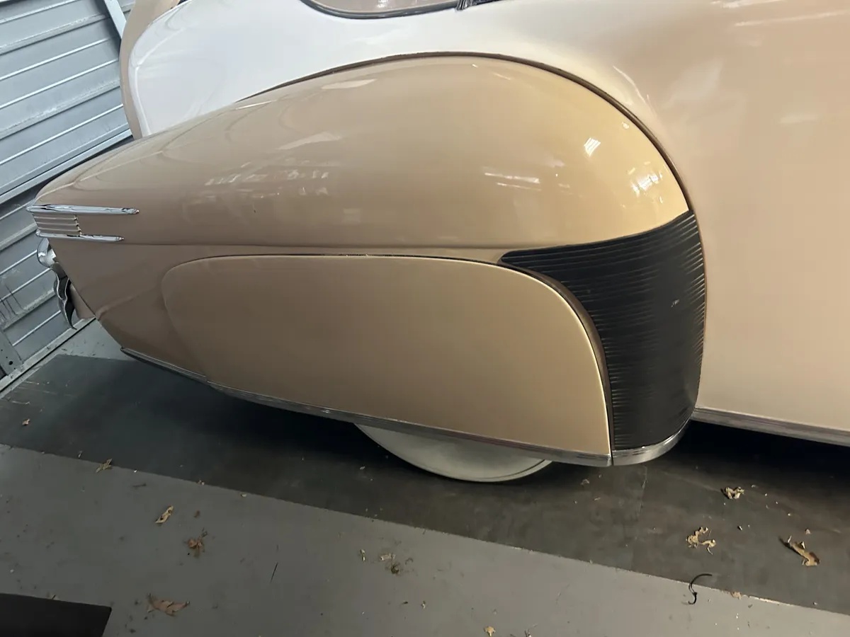 Lincoln-Continental-1946-Beige-Tan-8