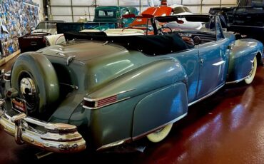 Lincoln-Continental-1946-Gray-Red-5