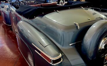 Lincoln-Continental-1946-Gray-Red-8