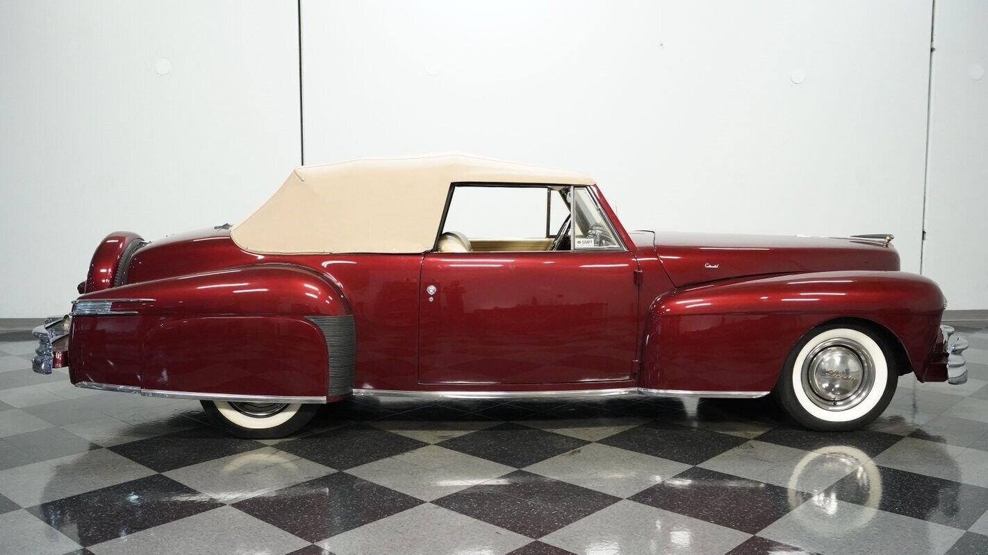 Lincoln-Continental-1947-Convertible-12
