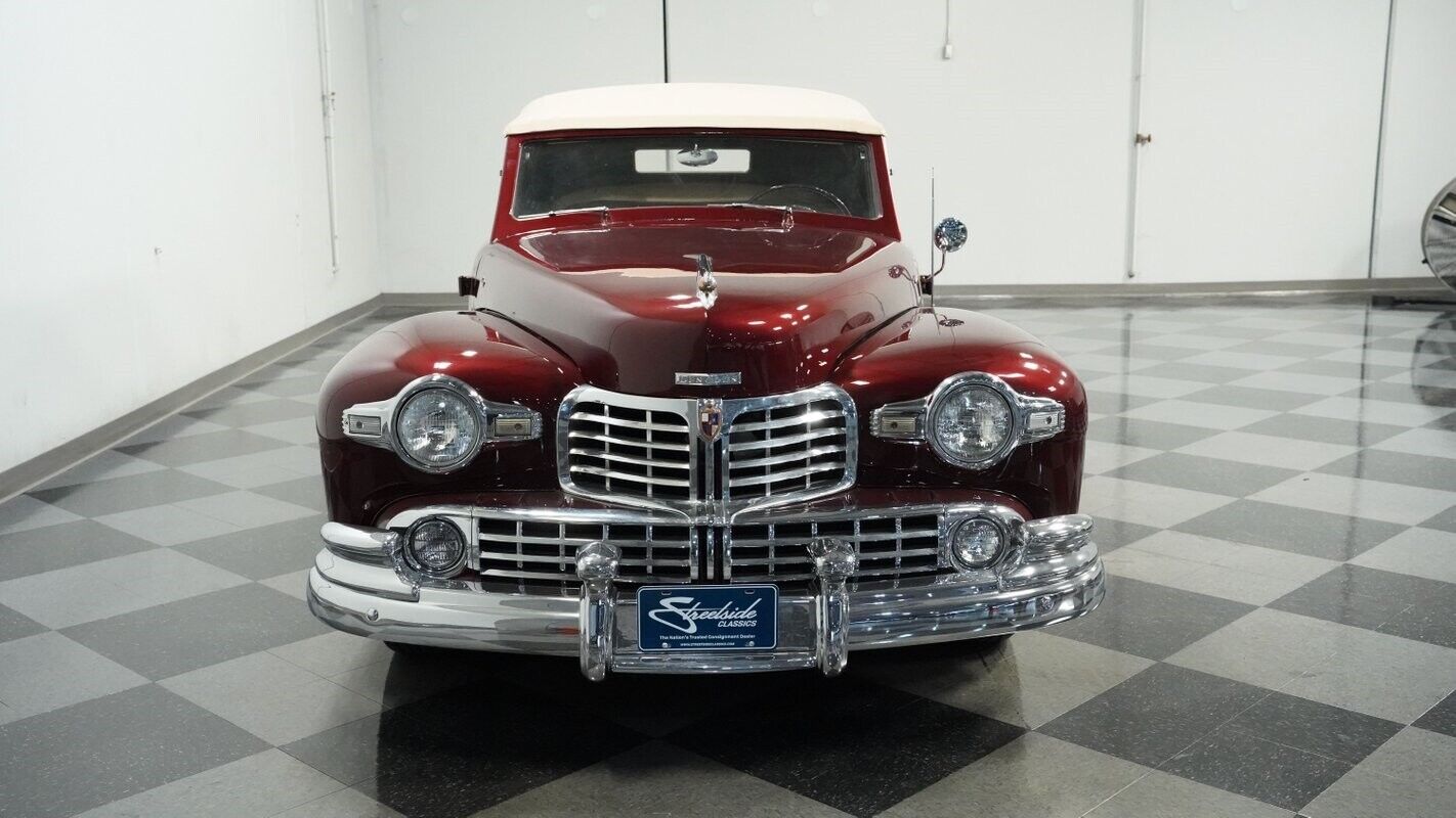 Lincoln-Continental-1947-Convertible-15