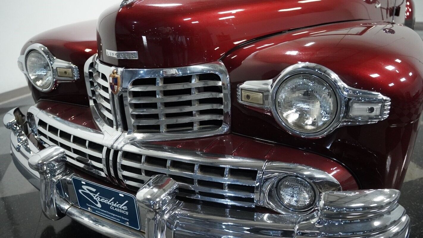 Lincoln-Continental-1947-Convertible-17
