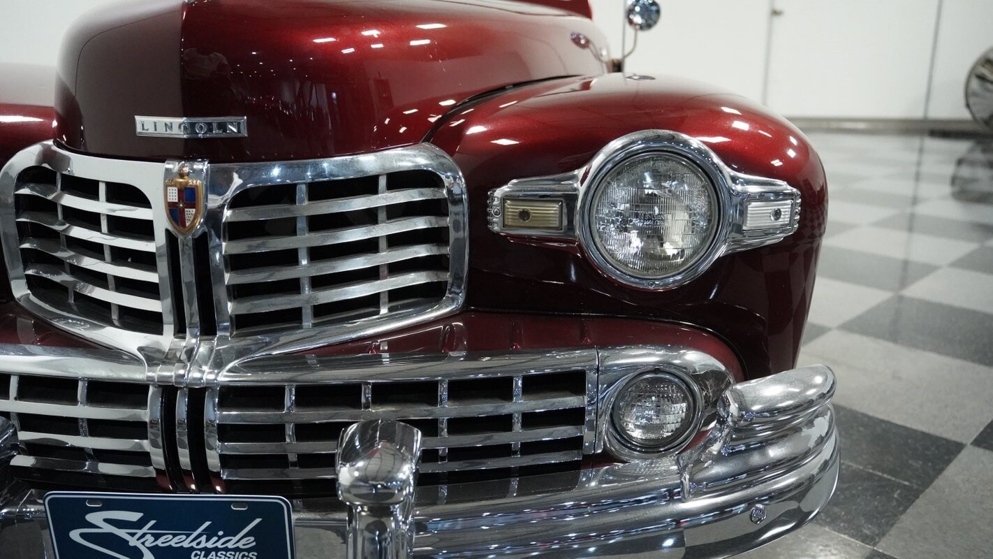 Lincoln-Continental-1947-Convertible-18