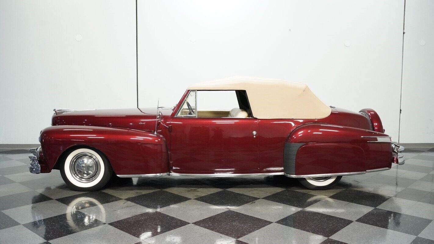 Lincoln-Continental-1947-Convertible-2