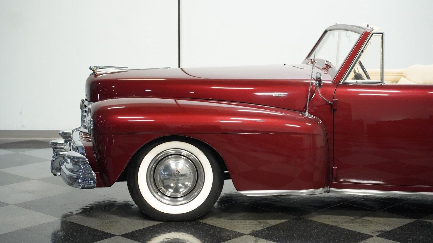 Lincoln-Continental-1947-Convertible-21