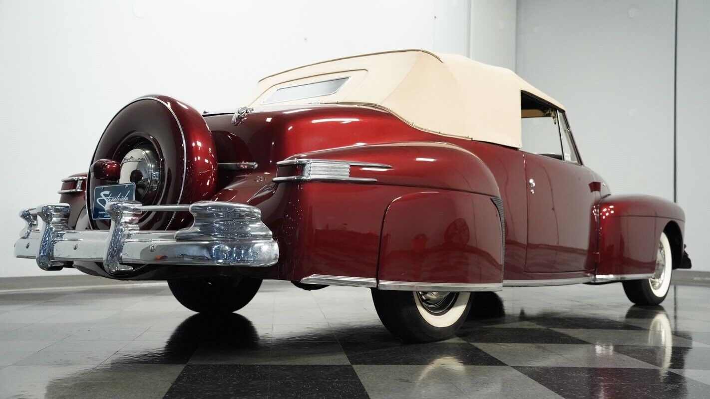 Lincoln-Continental-1947-Convertible-24