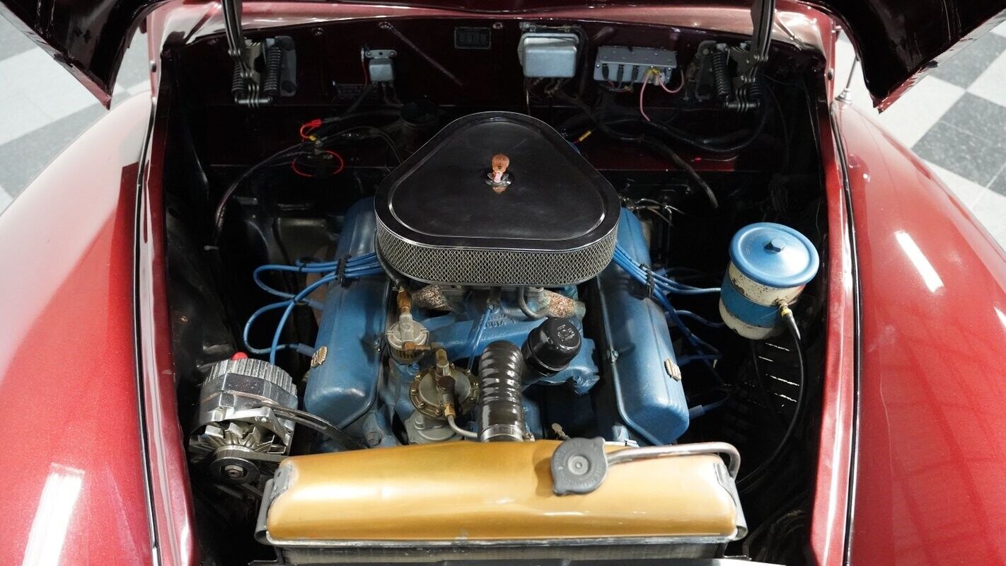 Lincoln-Continental-1947-Convertible-3