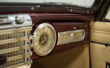 Lincoln-Continental-1947-Convertible-38