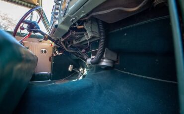 Lincoln-Continental-1948-Green-7