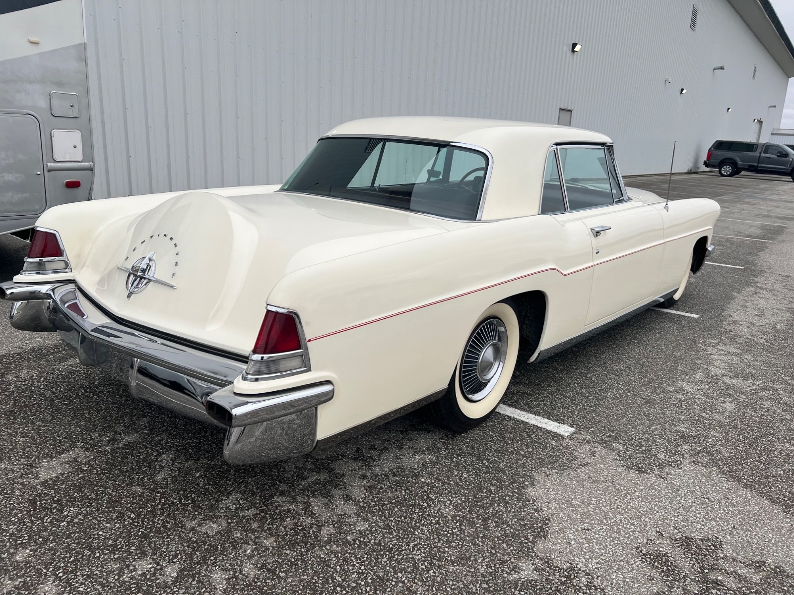Lincoln-Continental-1956-Coupe-12