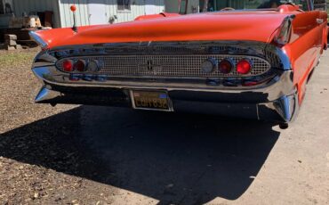 Lincoln-Continental-1958-Orange-Black-White-Orange-10