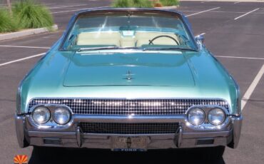 Lincoln-Continental-1961-Convertible-29