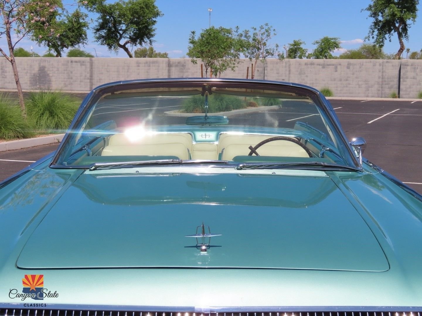 Lincoln-Continental-1961-Convertible-33