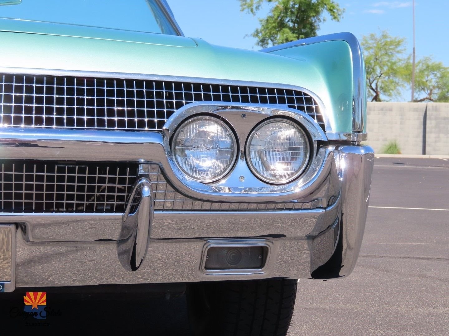 Lincoln-Continental-1961-Convertible-38