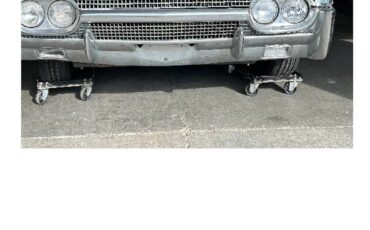 Lincoln-Continental-1961-Light-Blue-Light-Blue-1