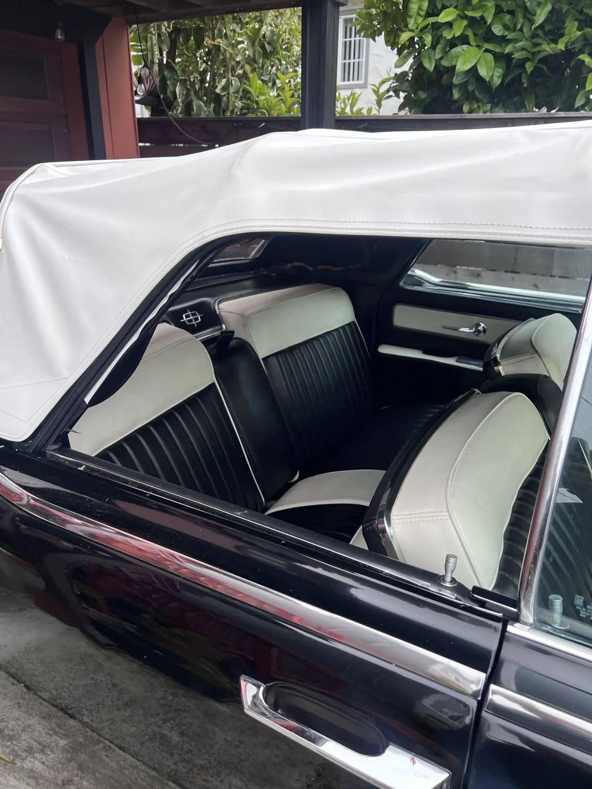 Lincoln-Continental-1962-9