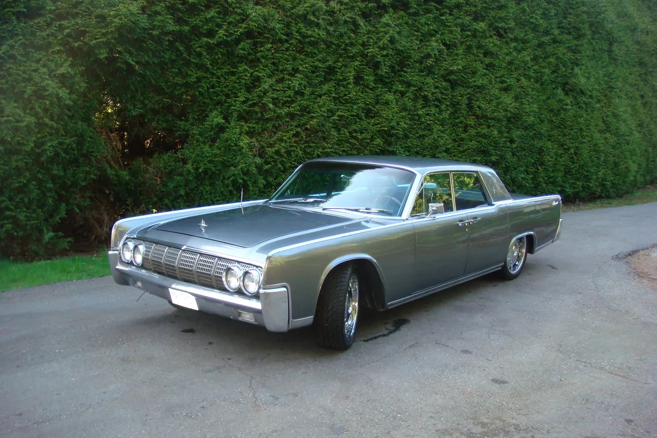 Lincoln-Continental-1964-Grey-Burgundy-Leather-5